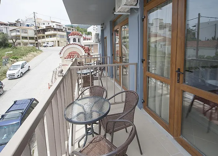 Pineapple Skiathos Town