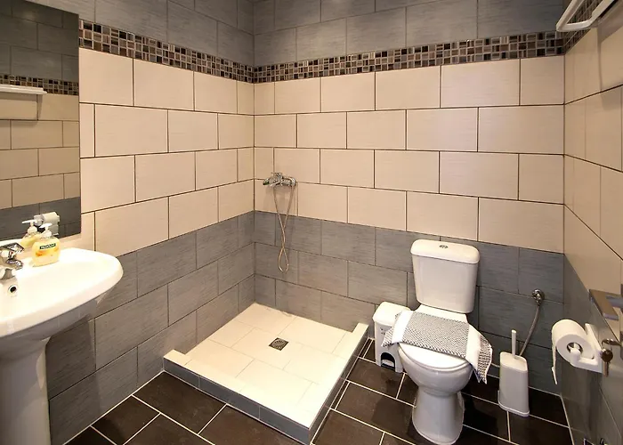 Pineapple * Skiathos Town