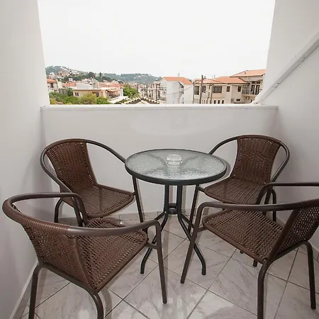 Apartment Pineapple Skiathos Town